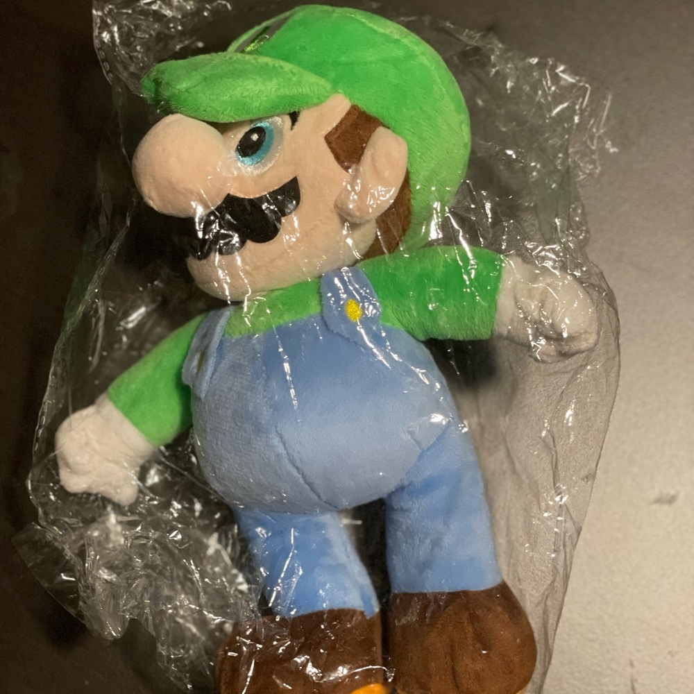 NEW!!! Luigi 8” Plush